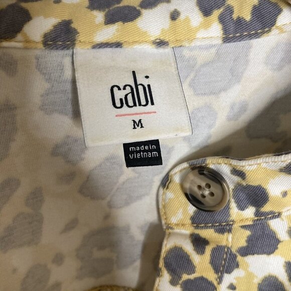Cabi Providence Women’s Medium Button Up Shirt Jacket Animal Print Gray Yellow - Picture 3 of 9